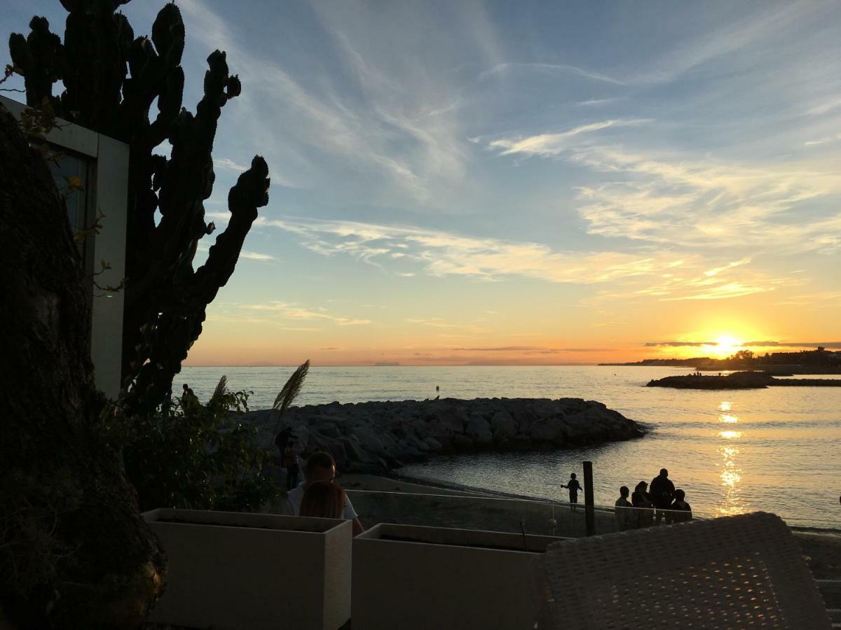 Yellow Jasper - Gemstone Getaway Marbella Exterior photo