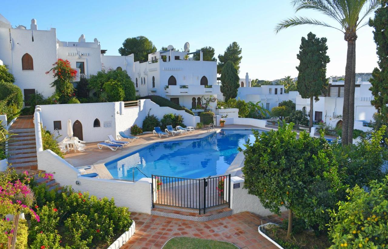 Yellow Jasper - Gemstone Getaway Marbella Exterior photo