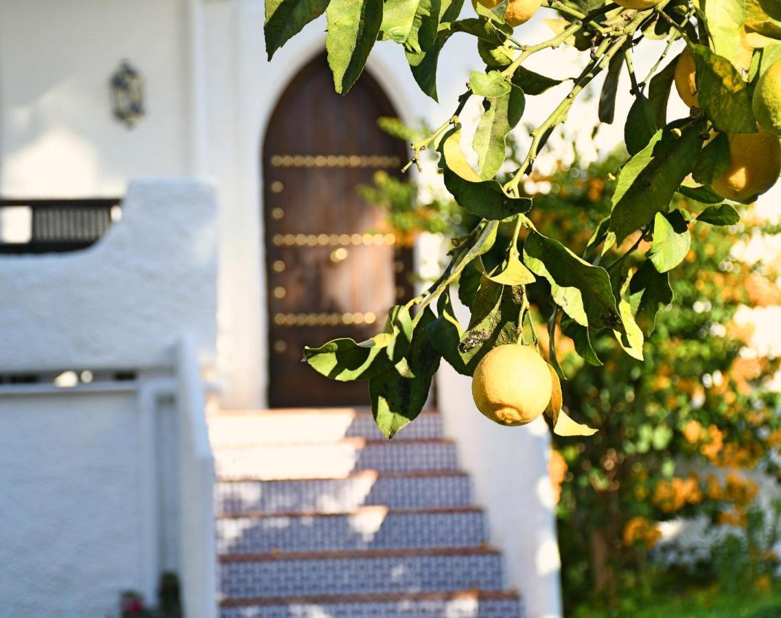 Yellow Jasper - Gemstone Getaway Marbella Exterior photo