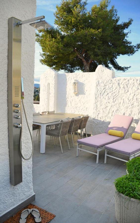 Yellow Jasper - Gemstone Getaway Marbella Exterior photo