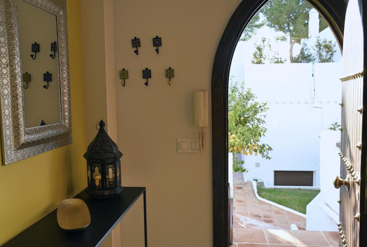 Yellow Jasper - Gemstone Getaway Marbella Exterior photo